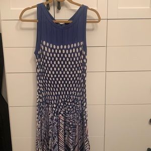 Sleeveless flow-ey knit Nic + Zoe dress